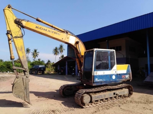 ขาย 495,000 บาท KOMATSU PC120-5 คอนโทรลยาว เครื่องดี ปั้มแรง โช่หนา ไฟฟ้าครบ  เอวแน่น  เอกสารชื้อขาย   รถอยู่ นครปฐม โทร 0610710295