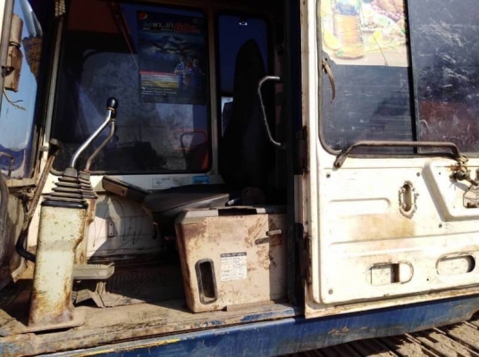 ขาย 495,000 บาท KOMATSU PC120-5 คอนโทรลยาว เครื่องดี ปั้มแรง โช่หนา ไฟฟ้าครบ  เอวแน่น  เอกสารชื้อขาย   รถอยู่ นครปฐม โทร 0610710295