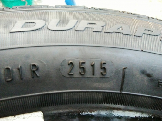 ขายยาง 195/55R15 goodyera ปี15 ดอกยางหนาสวยไม่ร้าว จำนวน 1 ชุด
