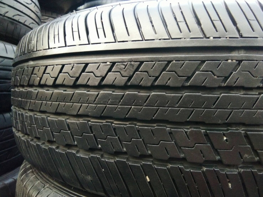 ขายยาง 225/65R17 DUNLOP ปี15 ดอกยางเต็มสดสวยเท่ากันไม่ร้าว จำนวน 1 ชุด