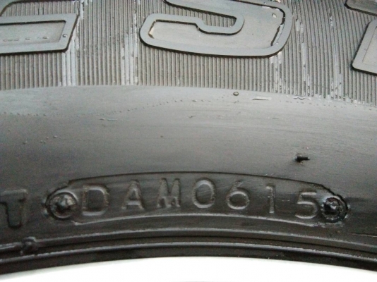 ขายแม็กเชฟพร้อมยาง 245/70R16 บริดจสโตน ปี15 ดอกยางหนาเต็มสดสวยไม่แตกลายไม่กินข้างเท่ากัน สภาพ90\% ใช ขายแม็กเชฟพร้อมยาง 245/70R16 บริดจสโตน ปี15 ดอกยางหนาเต็มสดสวยไม่แตกลายไม่กินข้างเท่ากัน สภาพ90\% ใช