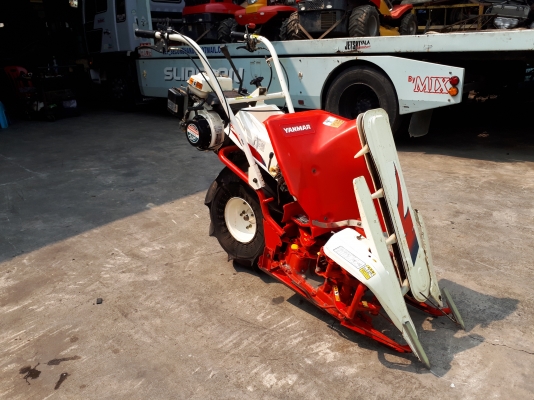 ขายรถเกี่ยวข้าว Yanmar be25 นำเข้าจากญี่ปุ่น