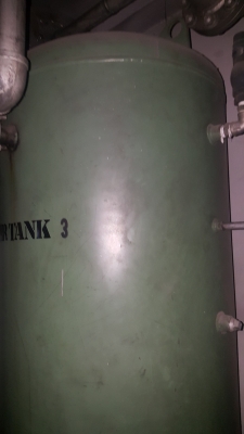 ปั๊มลมพร้อมถังพร้อมแอร์ไดเออร์ 4 ชุดราคาชุดละ 100,000 บาท