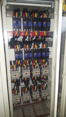 ตู้ MDB มี 5 ชุดตู้ย่อยจำนวนมาก