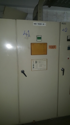 ตู้ MDB มี 5 ชุดตู้ย่อยจำนวนมาก