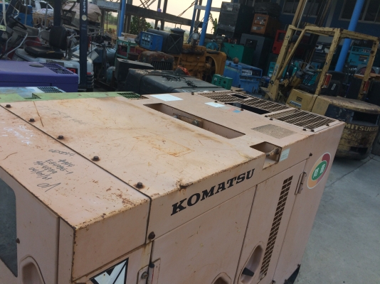 ขายเครื่องปั่นไฟพร้อมตู้เก็บเสียง เงียบมาก เครื่องโคมัสสุ 4สูบ