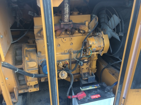 ขายเครื่องปั่นไฟพร้อมตู้เก็บเสียง เงียบมาก เครื่องโคมัสสุ 4สูบ