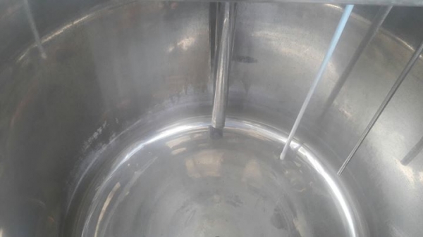 ถังสแตนเลส 270 ลิตร