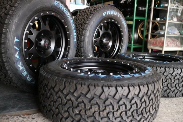 แม็ก18 แนวออฟโรด ของใหม่ ชุดละ 32000