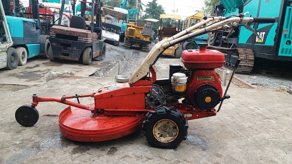 รถตัดหญ้าเดินตาม7แรงพร้อมใช้งาน  เก่านอก