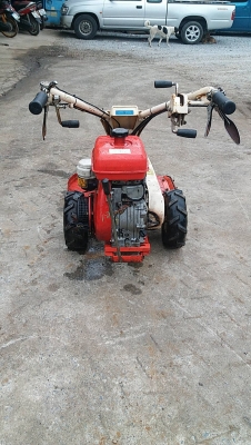 รถตัดหญ้าเดินตาม7แรงพร้อมใช้งาน  เก่านอก