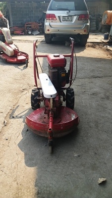 รถตัดหญ้าเดินตาม7แรง  เก่านอก