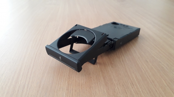 ที่วางแก้ว AUDI A4