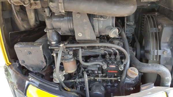 ขาย รถขุด KOMATSU รุ่น PC30MR-1- มือสองญี่ปุ่น แทรกเหล็ก สลัก บูทเอวแน่น 100\% สวยพร้อมใช้งาน มือถือ 0818753444