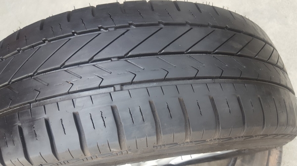 ขายล้อTOYOTA VIOS 12ก้าน  ยางปี15   4 ล้อ