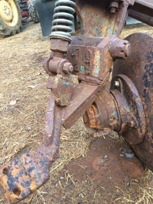 ขายผานบุกเบิก ผาน3 LCS สีส้มใบ24   Ptสีฟ้า หาง 4 ตามสภาพ