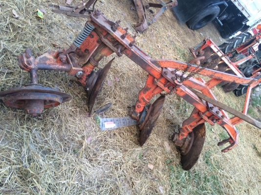 ขายผานบุกเบิก ผาน3 LCS สีส้มใบ24   Ptสีฟ้า หาง 4 ตามสภาพ