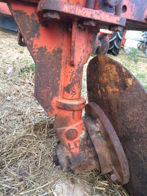 ขายผานบุกเบิก ผาน3 LCS สีส้มใบ24   Ptสีฟ้า หาง 4 ตามสภาพ