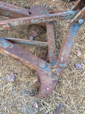 ขายผานบุกเบิก ผาน3 LCS สีส้มใบ24   Ptสีฟ้า หาง 4 ตามสภาพ