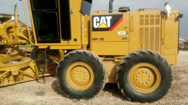 140k-เกรดเดอร์ CATERPILLAR  รถออกใหม่ป้ายแดงสวยๆใช้น้อย 4,000 ชม.มาให้ช็อปอีกแล้วครับท่าน@6ล้าน สนใจโทรเลย ☎ 081-989-1989 + ID LINE :rangrayong หรั่งครับ