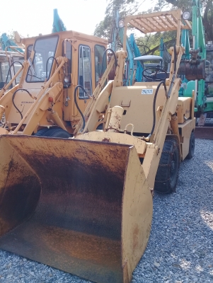 ต้องการขายรถตักล้อยางยี่ห้อKOMATSU-SD10-3 รถนอกนำเข้าจากญี่ปุ่น ต้องการขายรถตักล้อยางยี่ห้อKOMATSU-SD10-3 รถนอกนำเข้าจากญี่ปุ่น