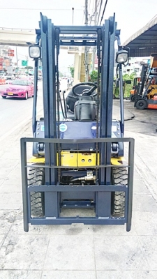 ขายรถยกโคมัสสึ 1.5 ตัน รุ่น17 เครื่องเบนซิน กระบอกคู่ เสาสูง 3 เมตร ยางตันใหม่ พวงมาลัยเพาเว่อร์  สีเดิมจากนอก นำเข้าจากญี่ปุ่น ใช้งานได้ทันที ราคา150000