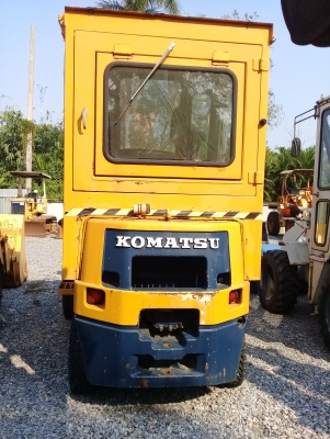 ต้องการขายรถตักล้อยี่ห้อ KOMATSU-SD10-3 รถนอกนำเข้าจากญี่ปุ่น