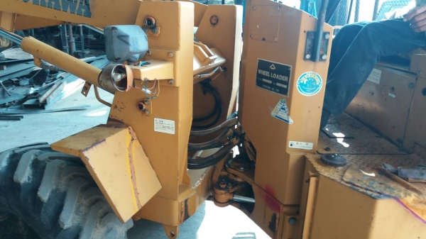 รถตักล้อยาง furukawa เครื่องมิตซู4สูบท ราคา 255,000 บาท