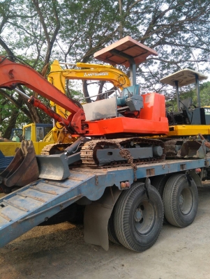 จัดส่งเรียบร้อย ขอบคุณลูกค้าจาก จ.เพรชบูรณ์ รถแบคโฮ IHI IS30 GX3 รถเก่านอกนำเข้า ยังไม่เคยใช้งานในไทย ชั่วโมงการทำงาน 2,000+ ชั่วโมง เครื่องดี ปั๊มดี สภาพรถสวย พร้อมใช้งาน มีเอกสารใบอินวอยซ์