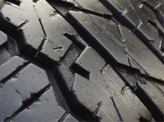 ยาง Bridgestone 265 65 17 ปี16 ดอกเยอะ ใช้ยาว ราคาไม่แพง
