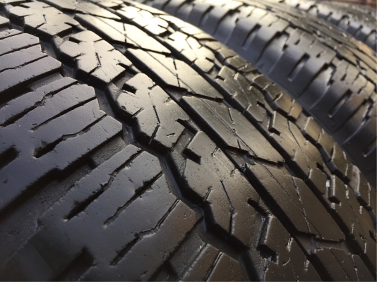 ยาง Bridgestone 265 65 17 ปี16 ดอกเยอะ ใช้ยาว ราคาไม่แพง ยาง Bridgestone 265 65 17 ปี16 ดอกเยอะ ใช้ยาว ราคาไม่แพง