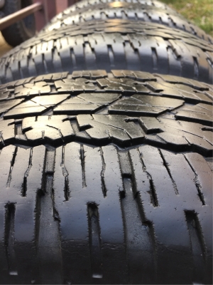 ยาง Bridgestone 265 65 17 ปี16 ดอกเยอะ ใช้ยาว ราคาไม่แพง