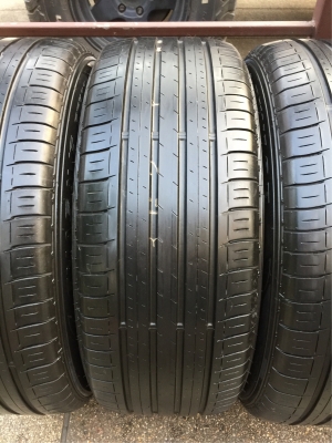 ยาง Dunlop 215 55 16 ปี17 ดอกเต็ม เนื้อนิ่มๆ ใช้ยาว ราคาไม่แพง