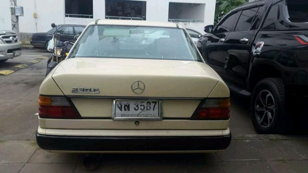benz230w124เครื่อง1jzออโต ปี88 ราคา69000 benz230w124เครื่อง1jzออโต ปี88 ราคา69000