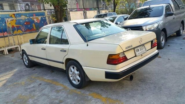 benz230w124เครื่อง1jzออโต ปี88 ราคา69000 benz230w124เครื่อง1jzออโต ปี88 ราคา69000