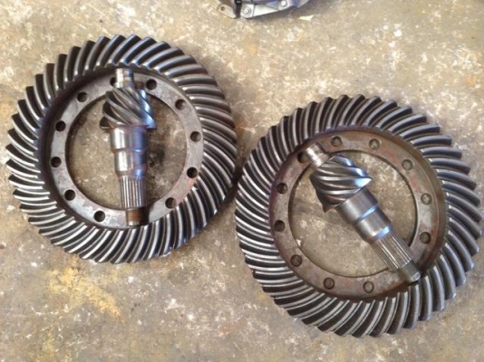 เฟื่องเดื่อยหมูบายศรี 6-41 ZM