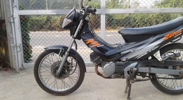 ขาย Honda Nova Tena รถมือแรกออกร้านผู้หญิงใช้ ขาย Honda Nova Tena รถมือแรกออกร้านผู้หญิงใช้