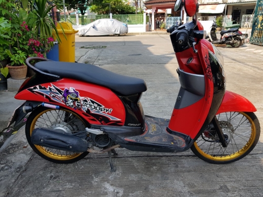 Scoopy i 2554 พร้อมใช้งาน Scoopy i 2554 พร้อมใช้งาน