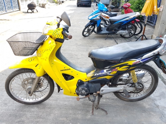 Wave 125r รถบ้านแท้ มือเดียว ใช้งานได้ปกติ เล่มครบ