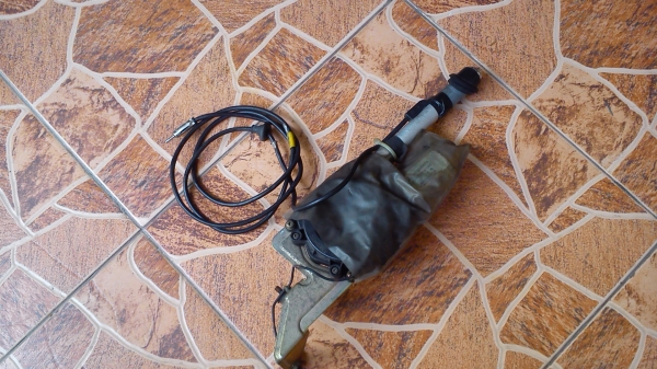 เสาอากาศไฟฟ้า ของรถ MITSUBISHI