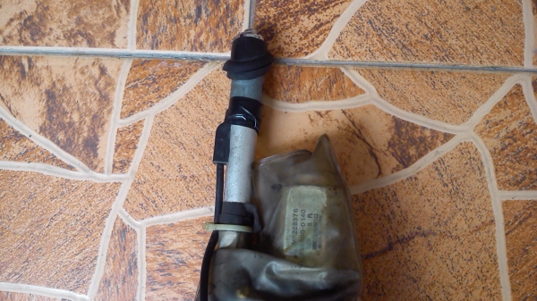 เสาอากาศไฟฟ้า ของรถ MITSUBISHI