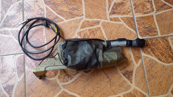 เสาอากาศไฟฟ้า ของรถ MITSUBISHI