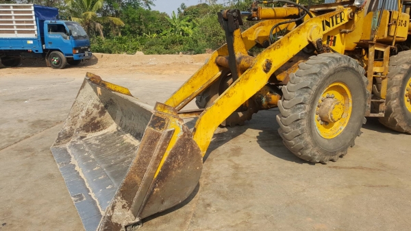 ขาย รถตัก KOMATSU JH60 รถใช้งานได้ดี ยางสวย ราคาต่อรองได้