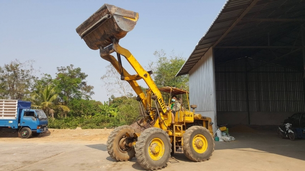 ขาย รถตัก KOMATSU JH60 รถใช้งานได้ดี ยางสวย ราคาต่อรองได้