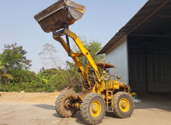 ขาย รถตัก KOMATSU JH60 รถใช้งานได้ดี ยางสวย ราคาต่อรองได้