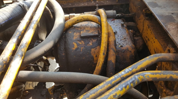 ขาย รถตัก KOMATSU JH60 รถใช้งานได้ดี ยางสวย ราคาต่อรองได้