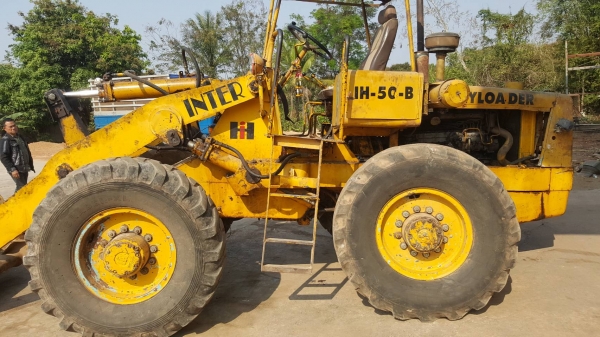 ขาย รถตัก KOMATSU JH60 รถใช้งานได้ดี ยางสวย ราคาต่อรองได้