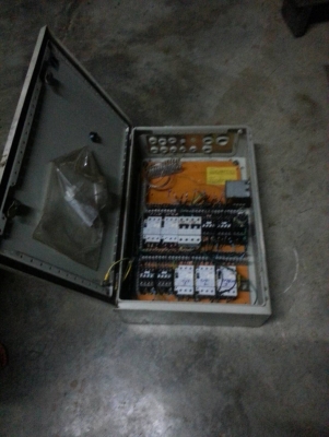 ขายกล่องคอนโทรลราคา2300บาทโทร0643130366