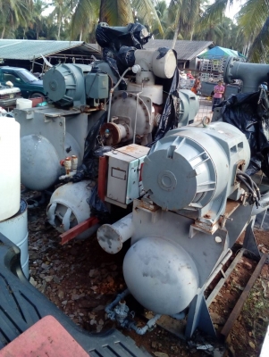 ขายเครื่องทำความเย็นขนาดใหญ่100000บาทโทร0643130366