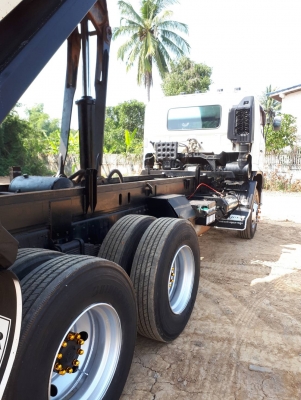Hino mega 330 แรง ปี 53 แม่เดี่ยวดัมพ์เสรีชัย ไฮสปีด(เฟืองเร็ว) เครื่องเกียร์เดิม ยางเต็ม ไมล์แสนสาม รถพร้อมใช้งาน